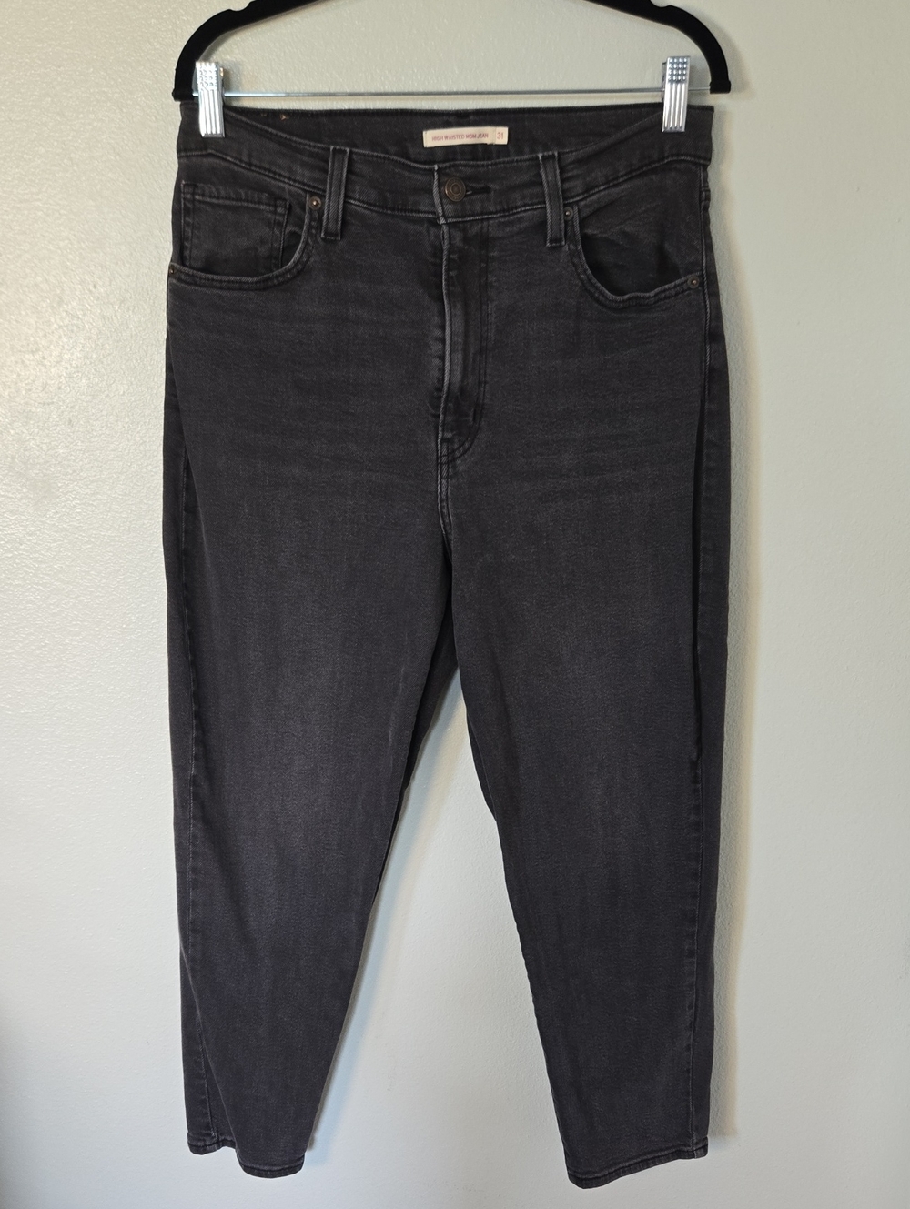Levi's | Black High Waisted Mom Jeans Size 31